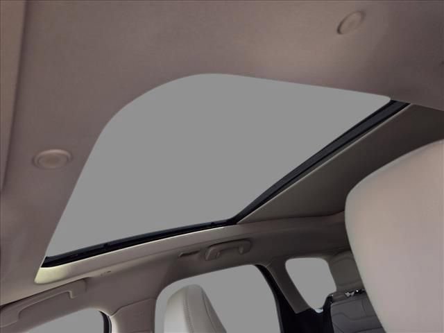 New 2026 Lincoln Corsair Grand Touring w/ Rear Removable Package Tray AWD/4WD image 7