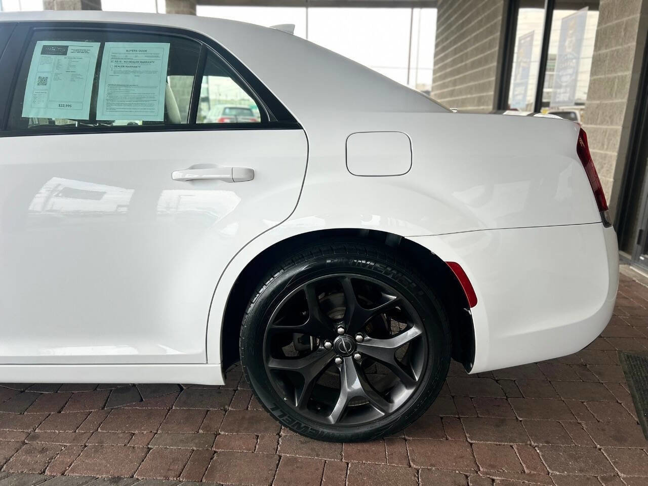 Used 2021 Chrysler 300 S image 5