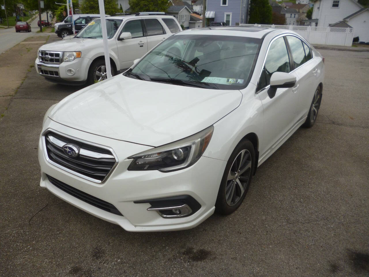 Used 2018 Subaru Legacy 2.5i Limited AWD/4WD image 2