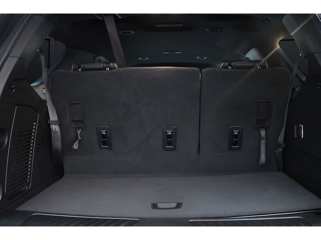 Used 2024 GMC Yukon SLT image 41