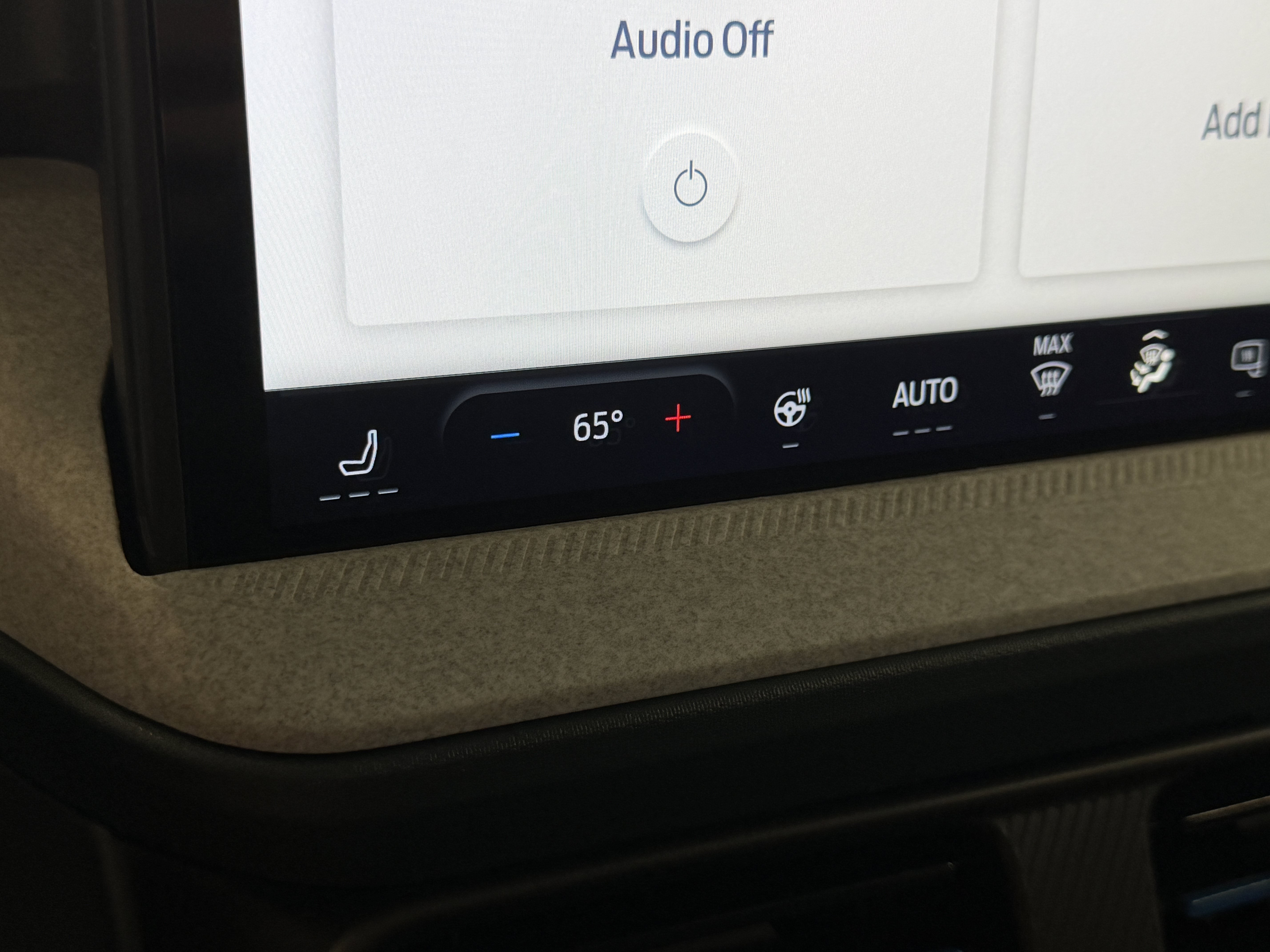 New 2026 Ford Maverick XLT w/ XLT Luxury Package FWD image 10