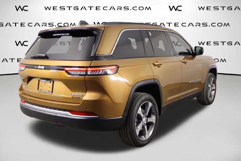New 2026 Jeep Grand Cherokee Limited w/ Trailer Tow Package AWD/4WD image 47