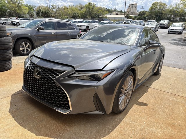 Used 2023 Lexus IS 300 300 w/ Premium Package image 4