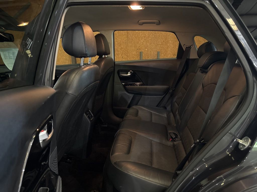 Used 2019 Kia Niro S Touring image 35