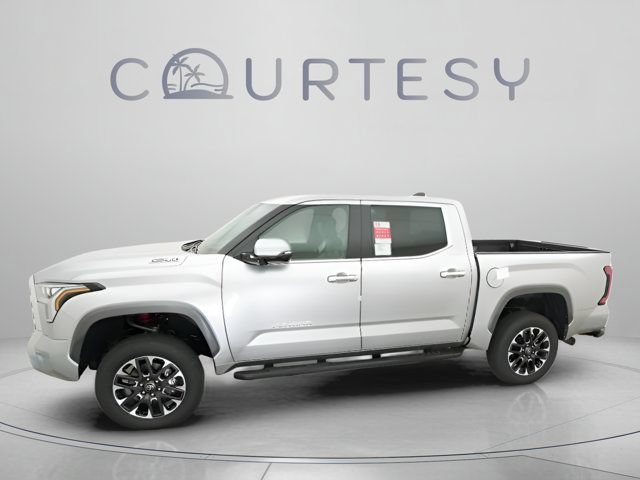 Used 2025 Toyota Tundra Limited AWD/4WD image 3