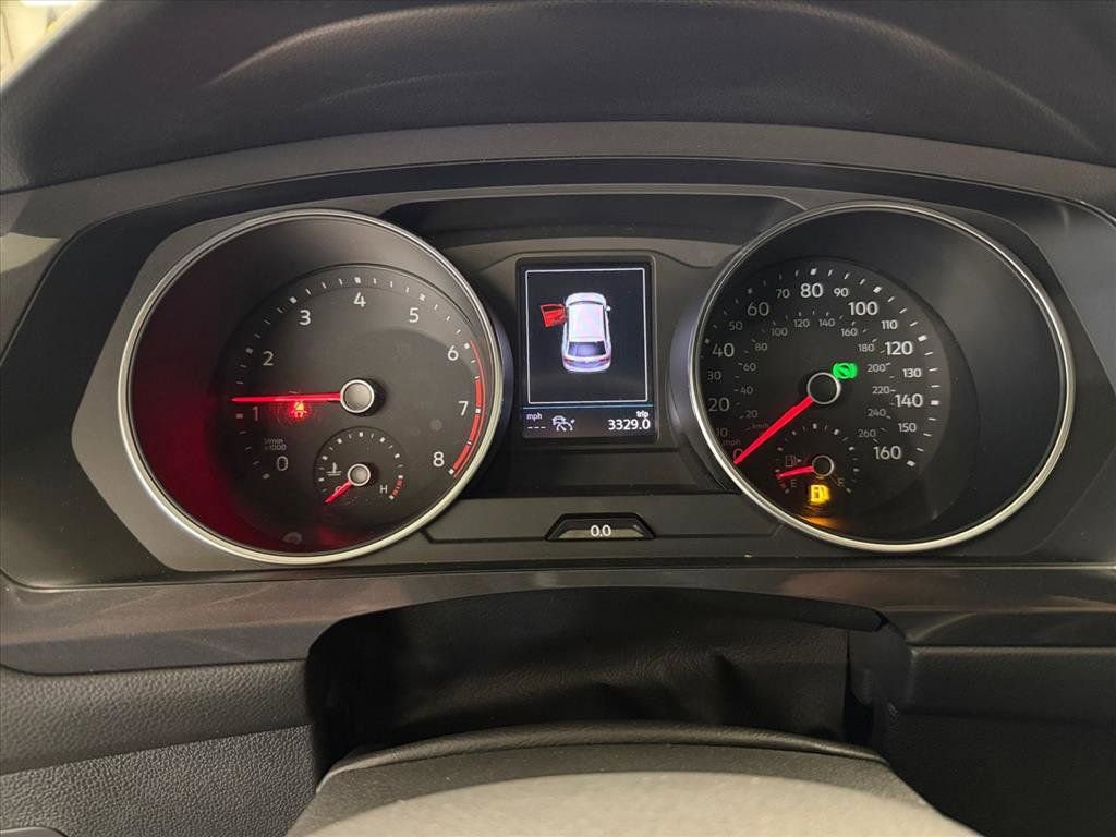 Used 2021 Volkswagen Tiguan SE R-Line w/ 3rd Row Seat Package image 15