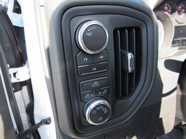 Used 2025 GMC Sierra 2500 Pro w/ Convenience Package image 14