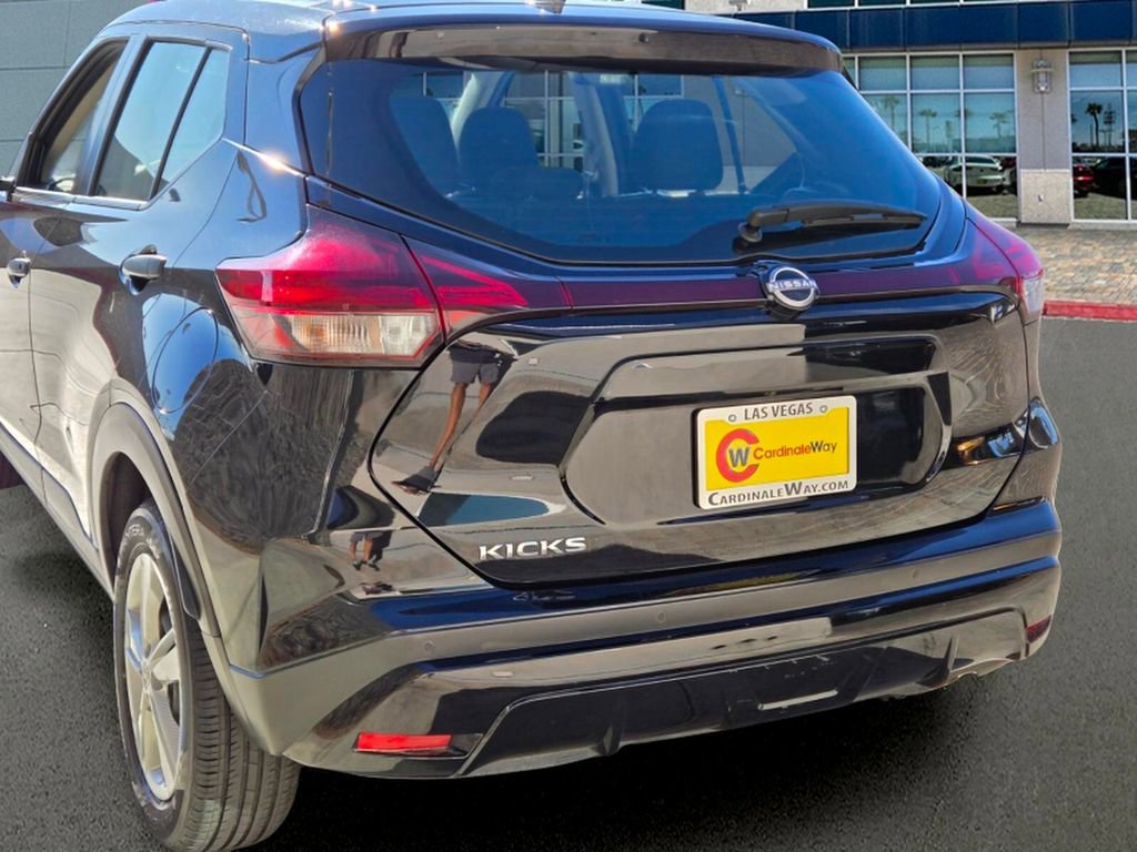 Used 2024 Nissan Kicks S FWD image 4