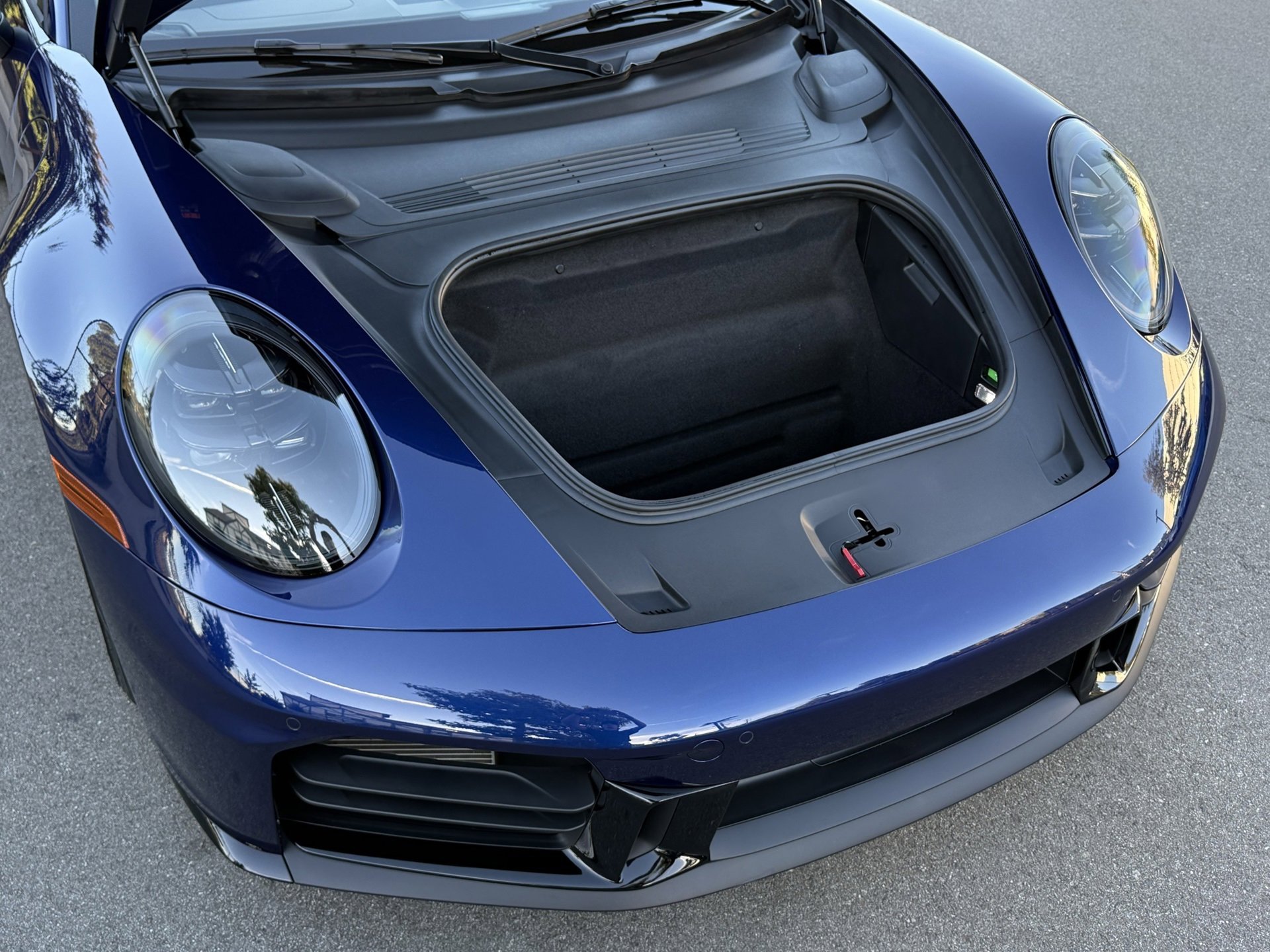 Used 2025 Porsche 911 Carrera S image 30