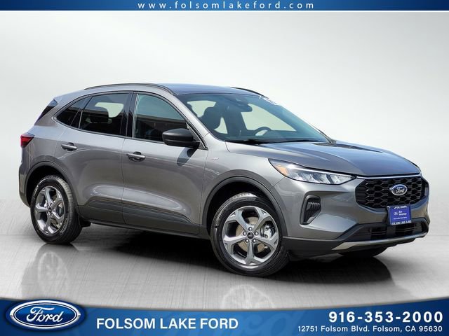 Certified 2025 Ford Escape ST-Line AWD/4WD image 1