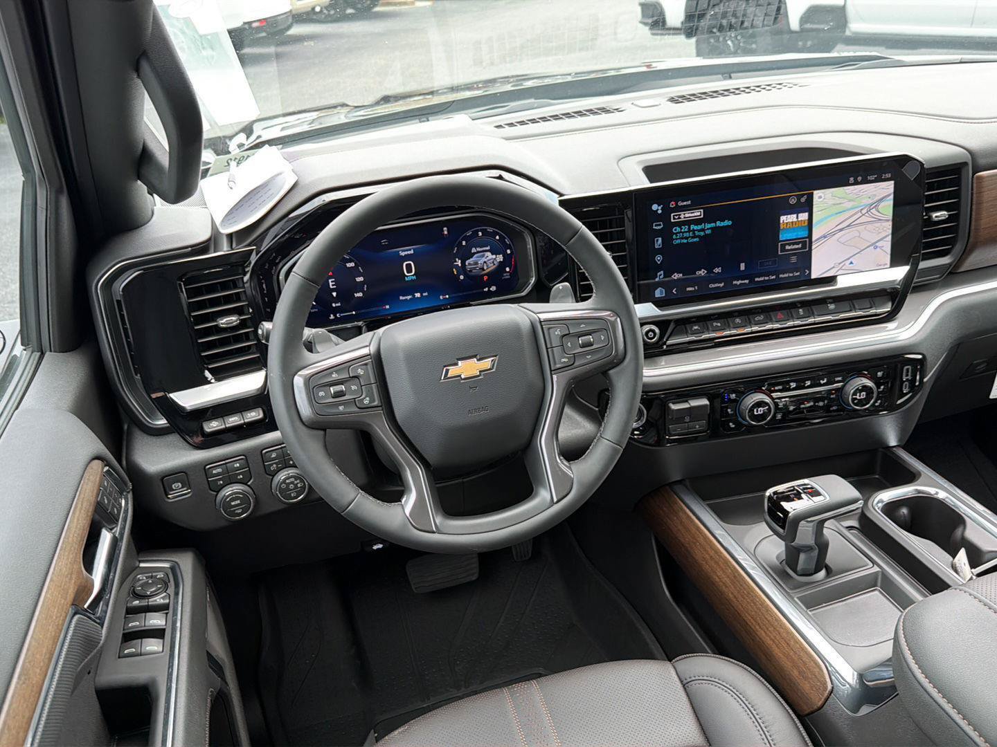 New 2026 Chevrolet Silverado 1500 High Country w/ High Country Premium Package AWD/4WD image 19