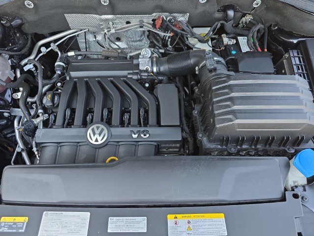 Used 2021 Volkswagen Atlas SEL R-Line FWD image 27