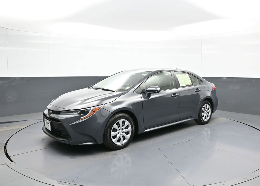 Used 2023 Toyota Corolla LE FWD image 10