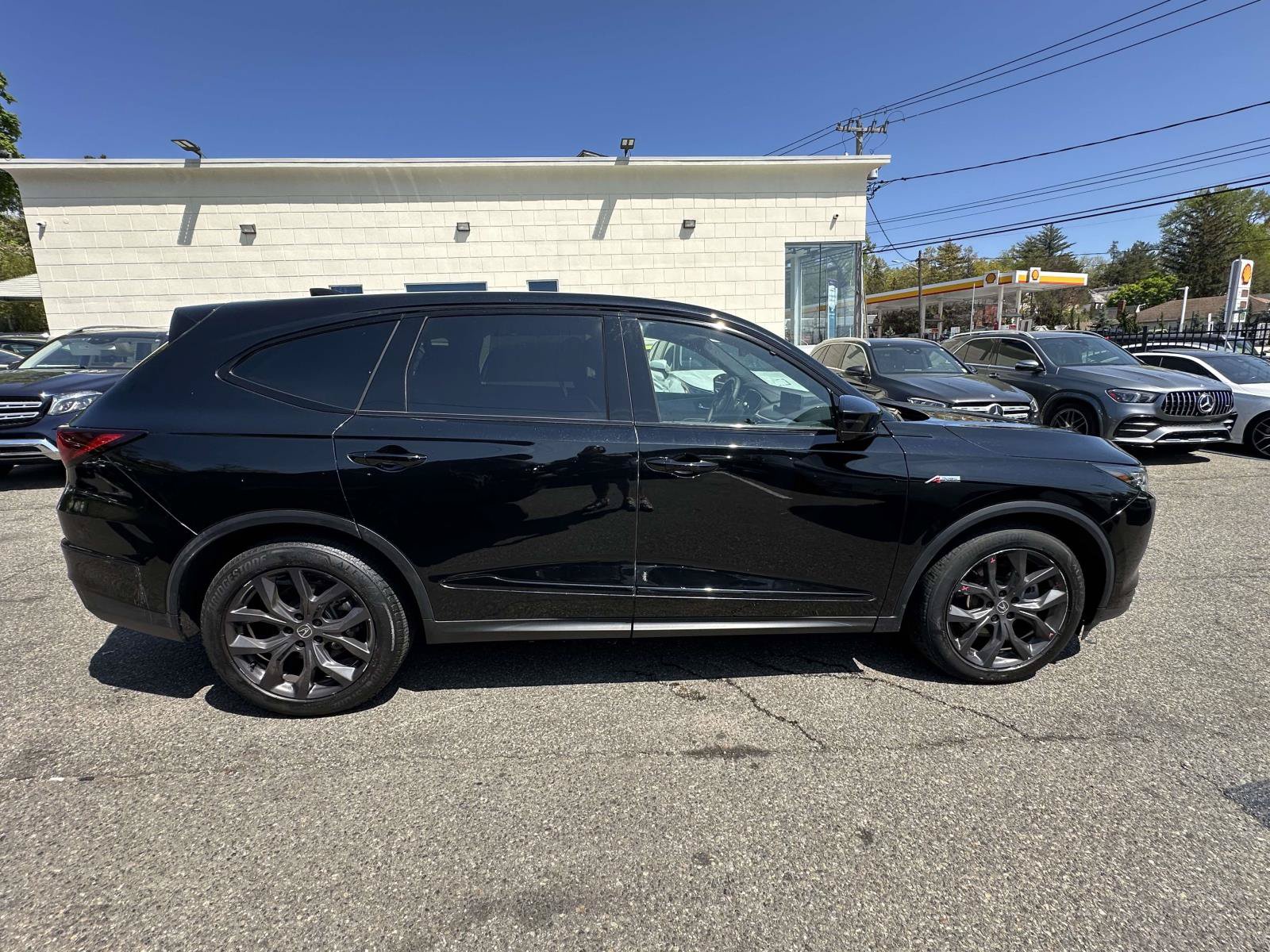 Used 2023 Acura MDX A-Spec AWD/4WD image 2