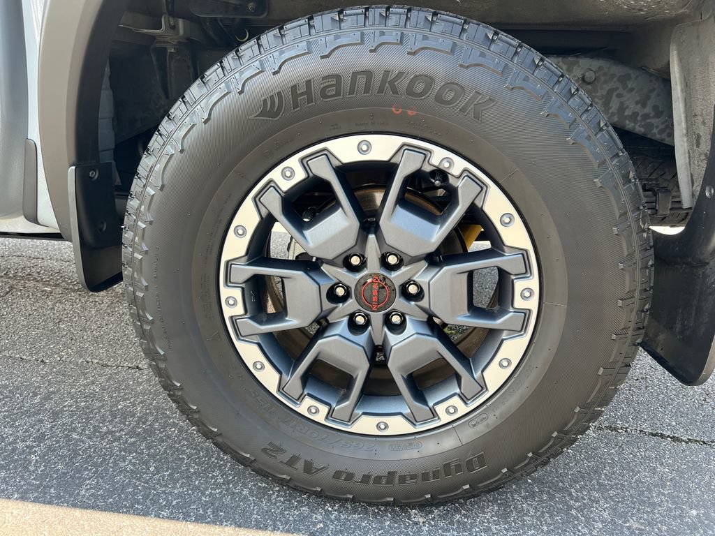 Used 2025 Nissan Frontier PRO-4X w/ Pro Premium Package AWD/4WD image 19