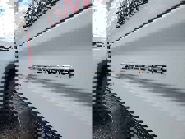 New 2026 GMC Sierra 1500 SLT w/ SLT Premium Package RWD image 8