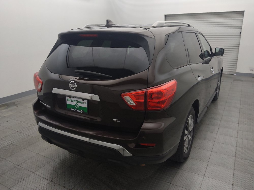 Used 2019 Nissan Pathfinder SL FWD image 7