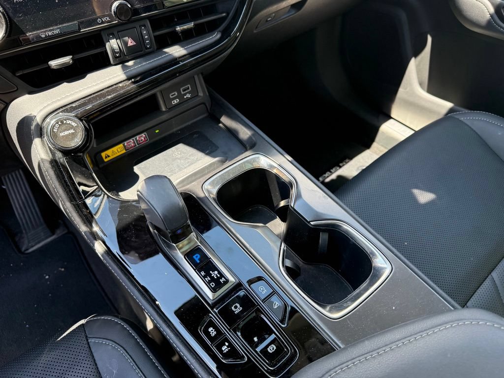 Used 2024 Lexus NX 350 AWD w/ Vision Package image 14