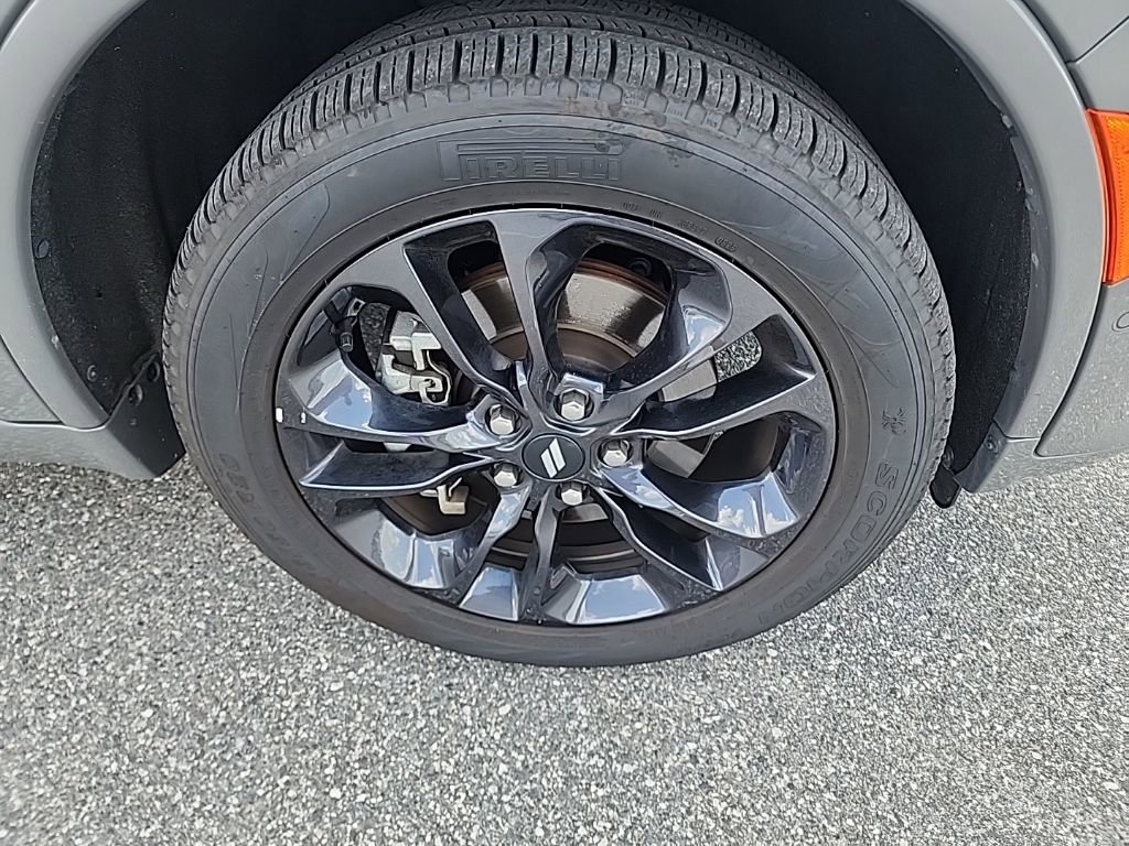 Used 2025 Dodge Durango R/T w/ Blacktop Package image 4