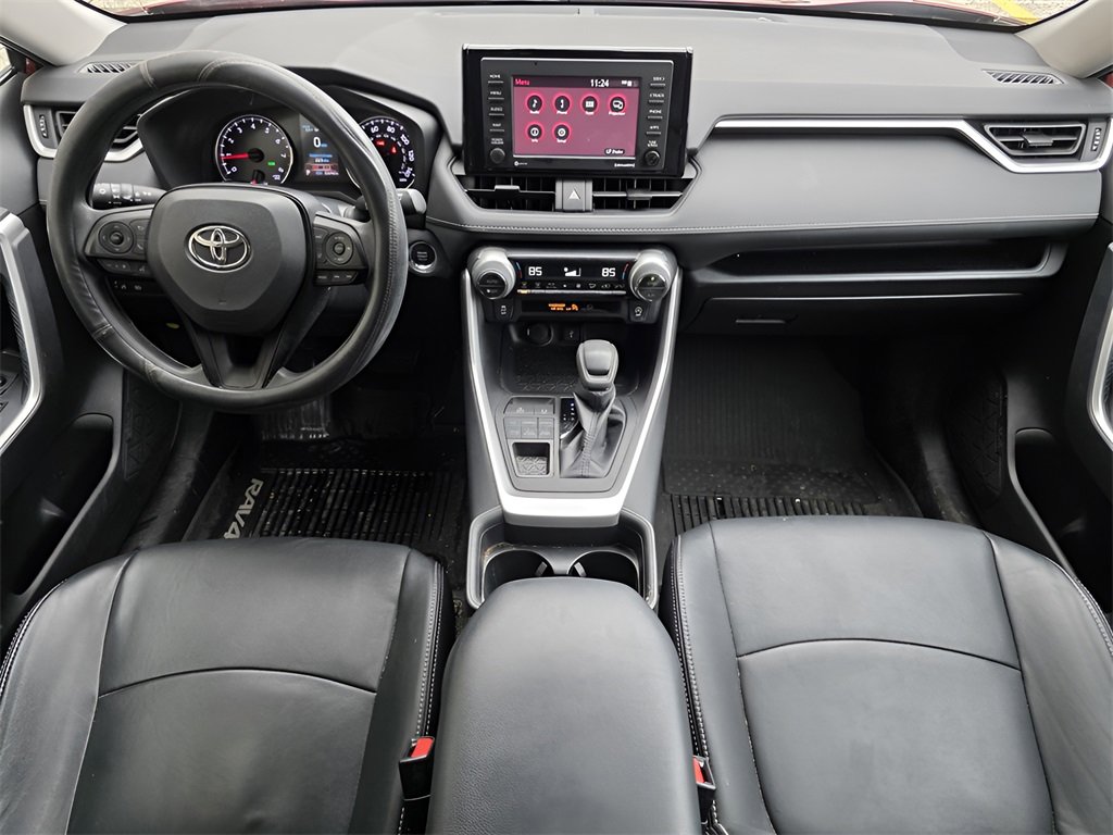 Used 2021 Toyota RAV4 XLE image 23