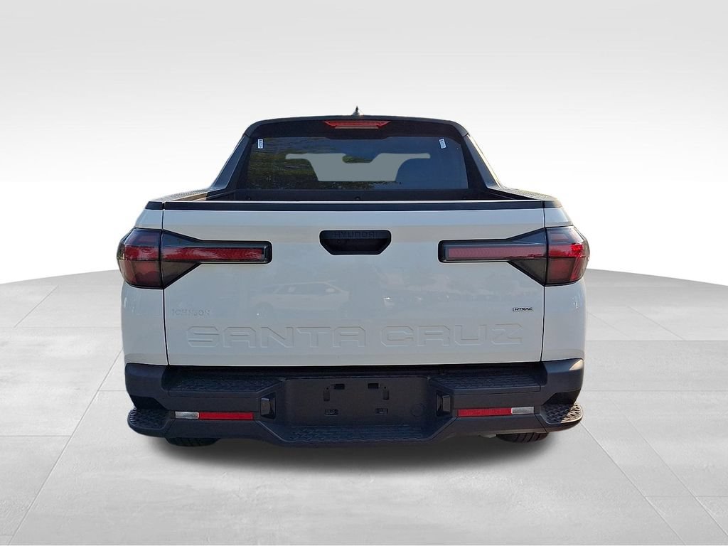 Used 2024 Hyundai Santa Cruz SEL AWD/4WD image 5