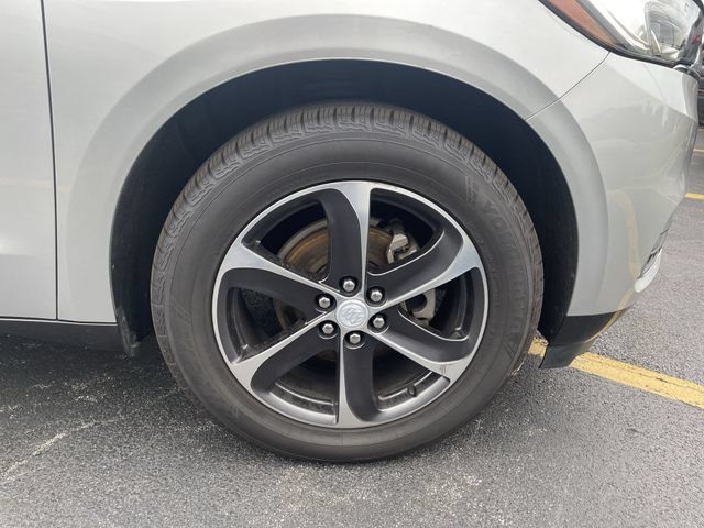 Used 2020 Buick Enclave Essence w/ Sound and Sites Package AWD/4WD image 42