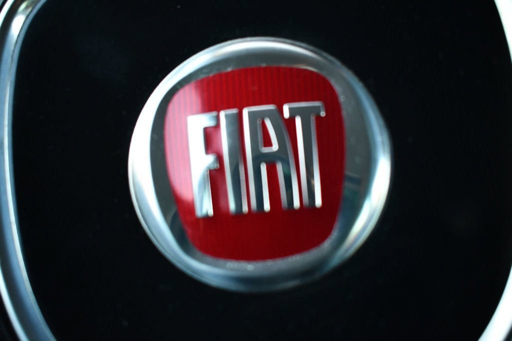 Used 2014 FIAT 500L Trekking w/ Popular Equipment Group image 36