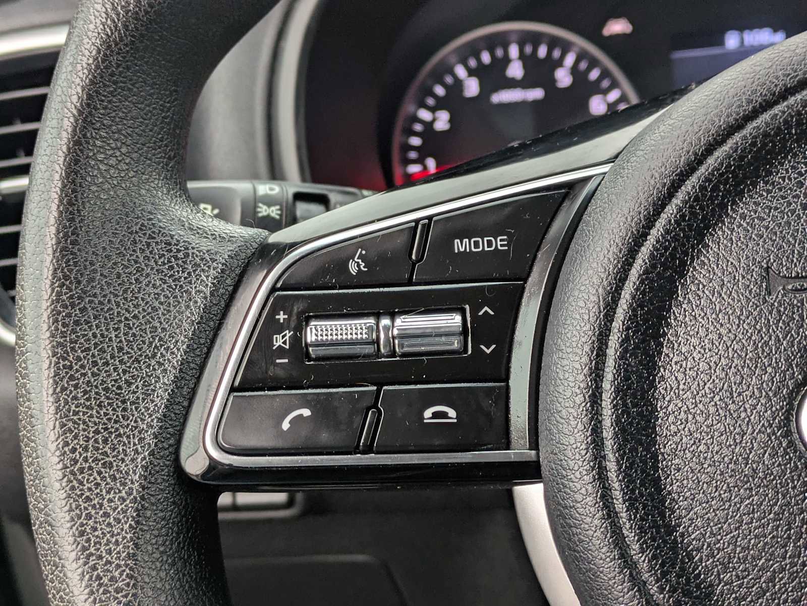 Used 2020 Kia Sportage LX image 21