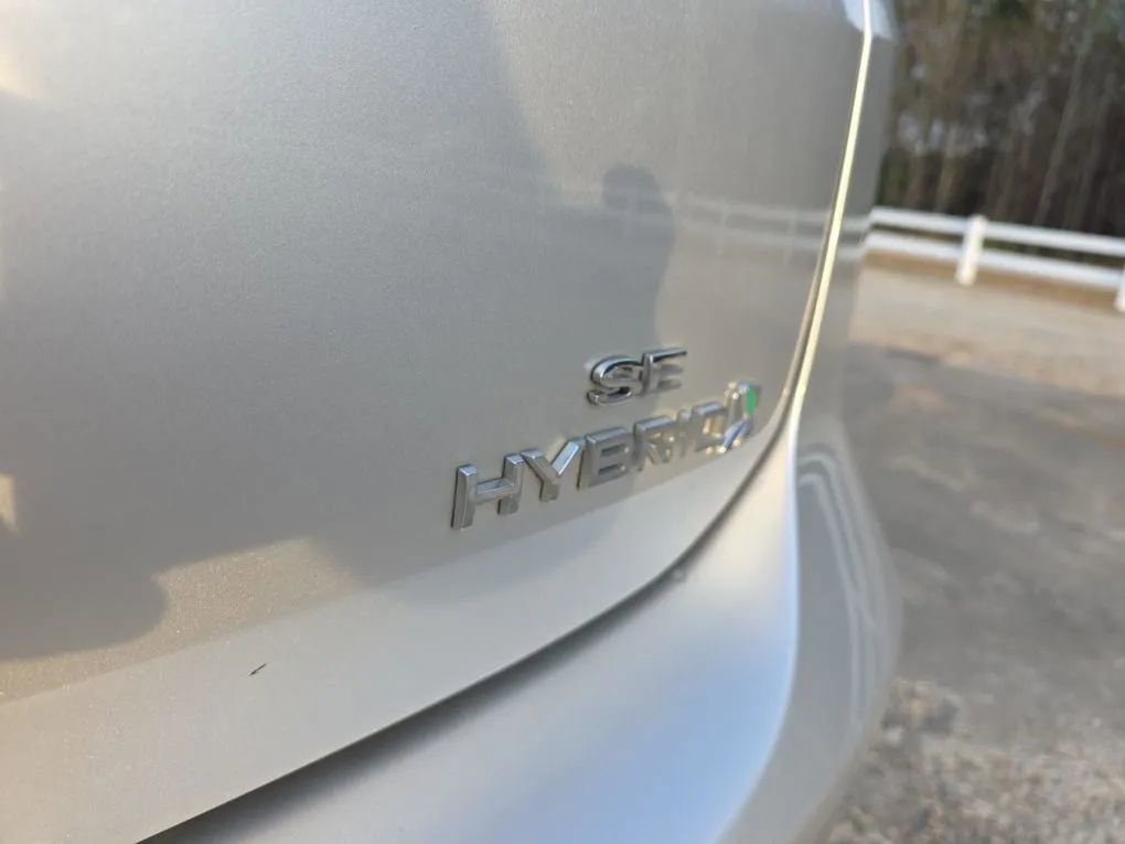 Used 2017 Ford C-MAX SE image 11