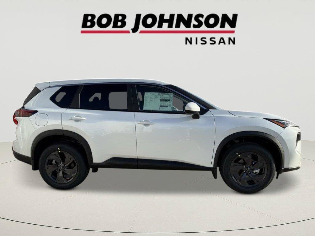 New 2026 Nissan Rogue SV w/ Cold Weather Package AWD/4WD image 2