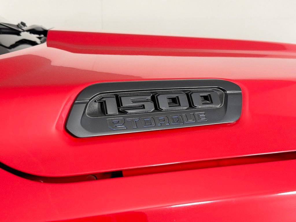 Used 2025 RAM 1500 Big Horn AWD/4WD image 13