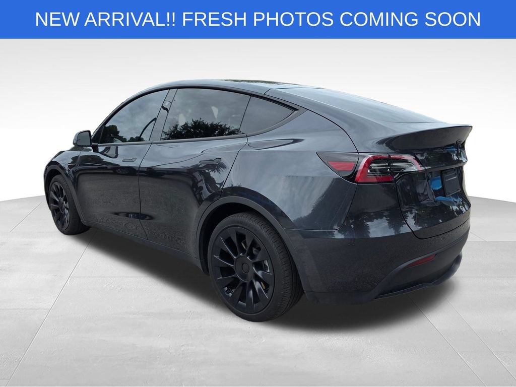 Used 2024 Tesla Model Y Long Range RWD image 5