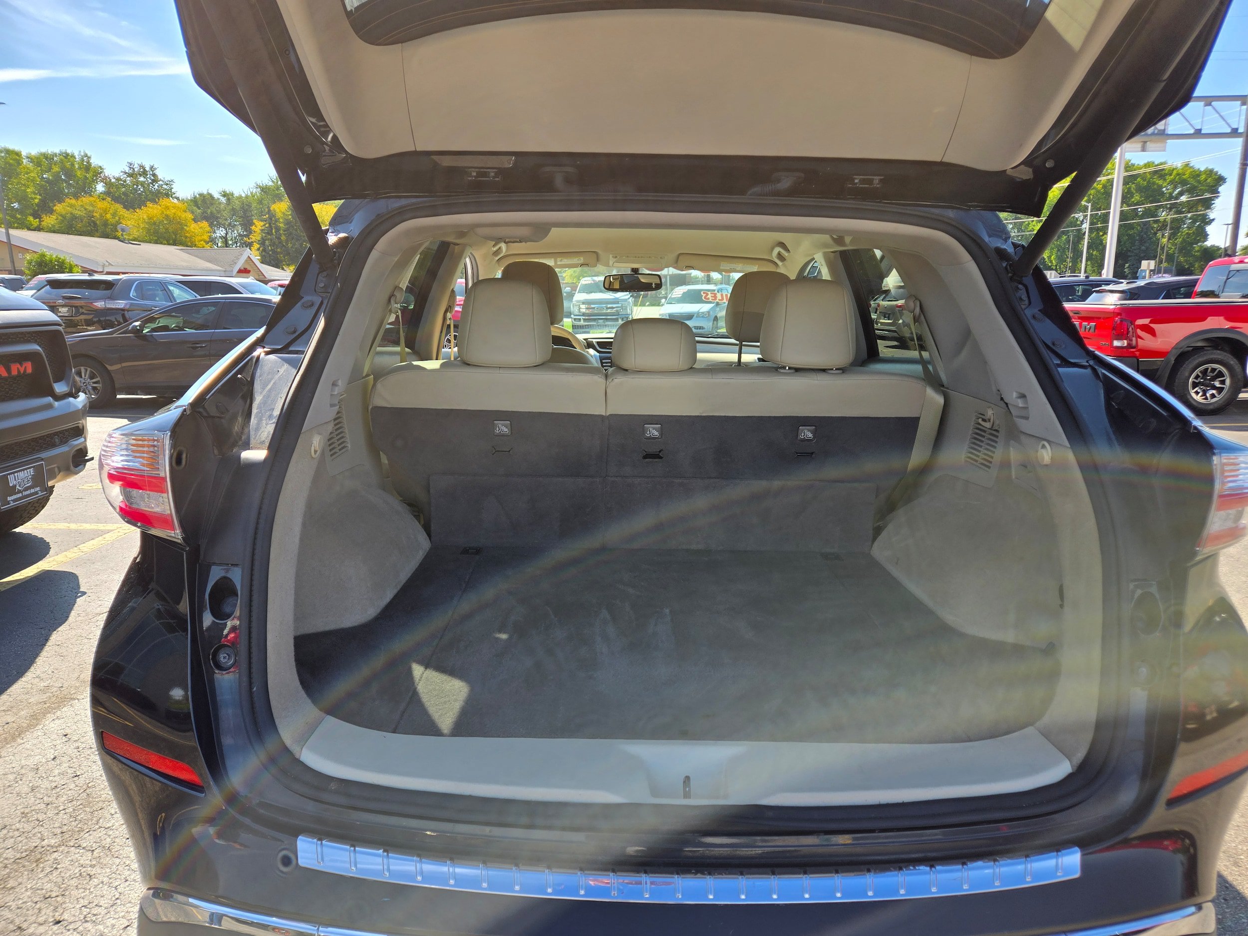 Used 2016 Nissan Murano SL w/ Cargo Package AWD/4WD image 8