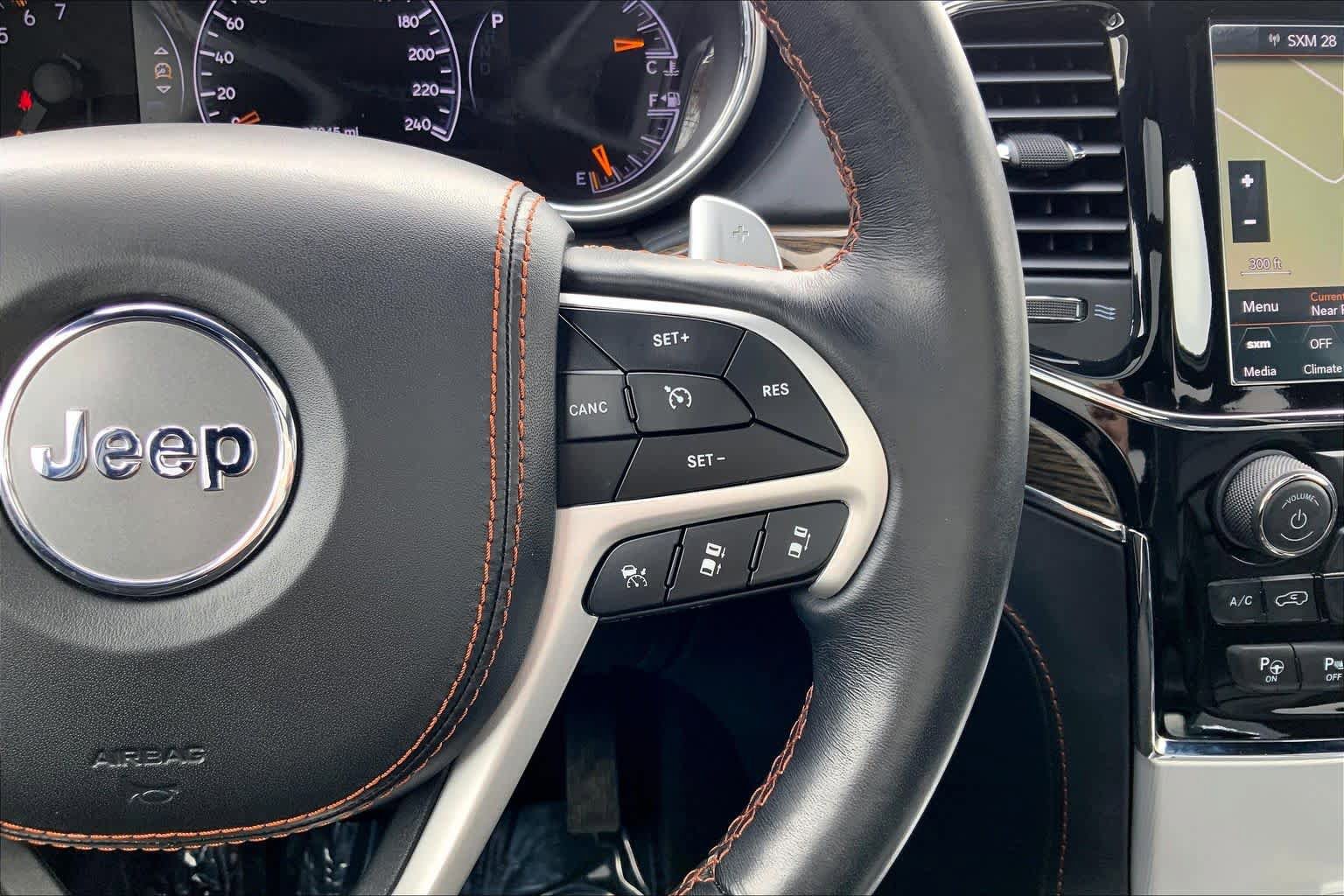 Used 2020 Jeep Grand Cherokee Summit image 24