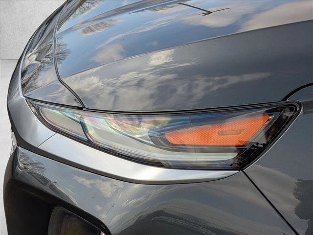 Used 2020 Hyundai Santa Fe SEL w/ Convenience Package image 9