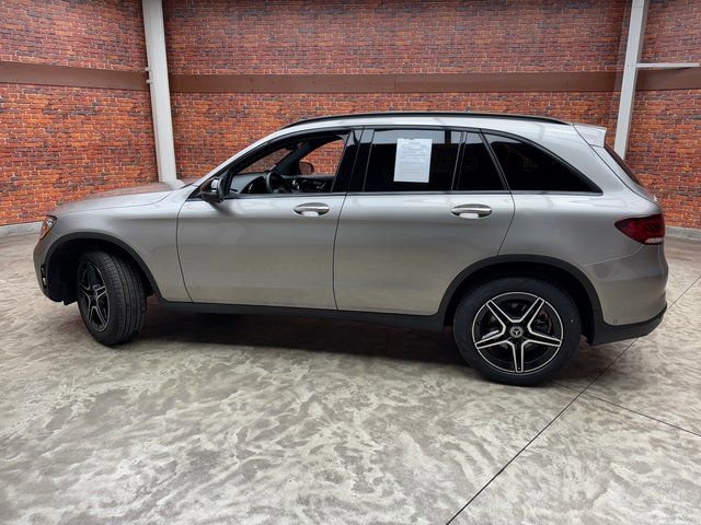 Certified 2022 Mercedes-Benz GLC 300 4MATIC image 2