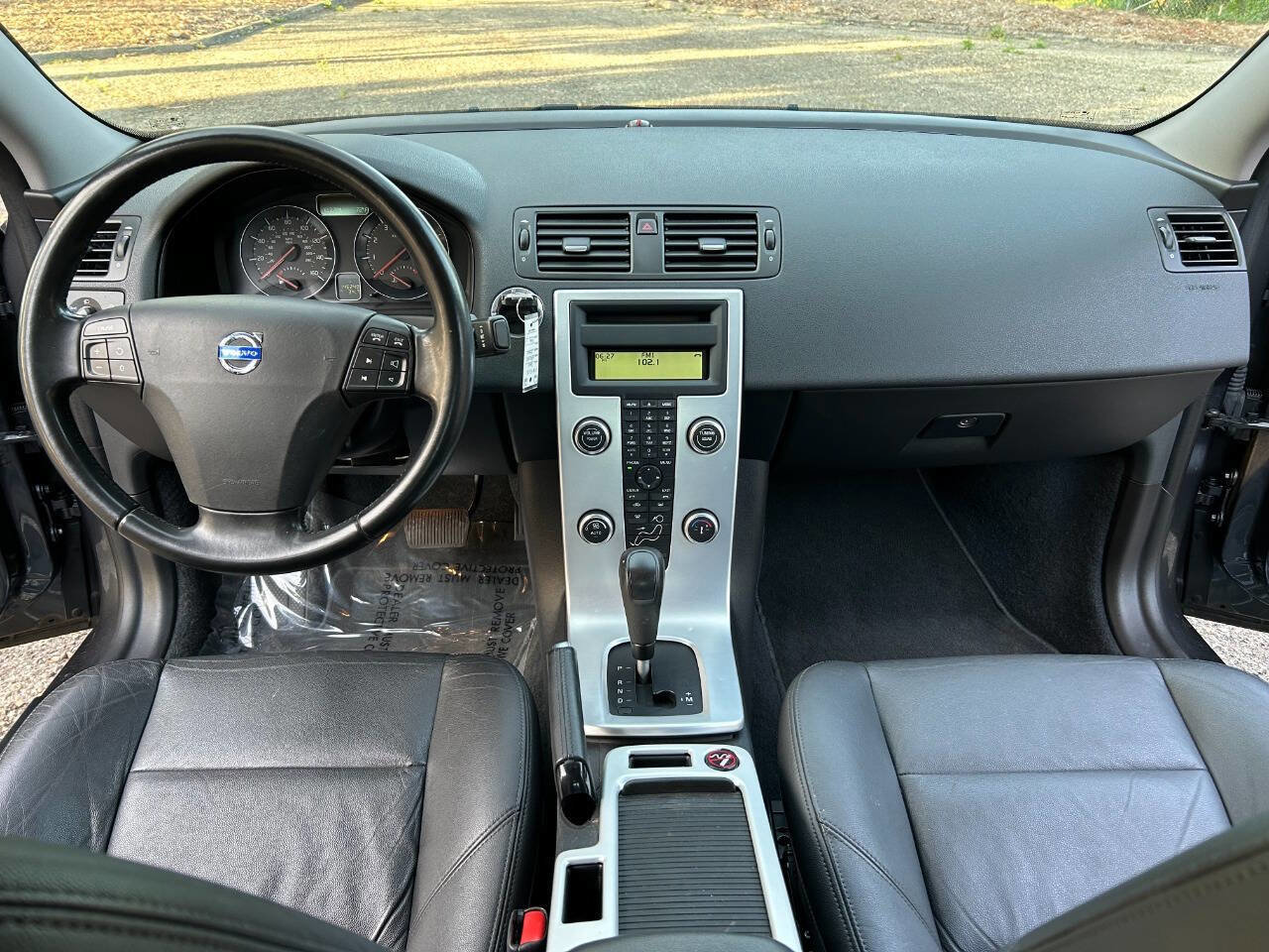 Used 2011 Volvo S40 T5 w/ Preferred Pkg FWD image 36