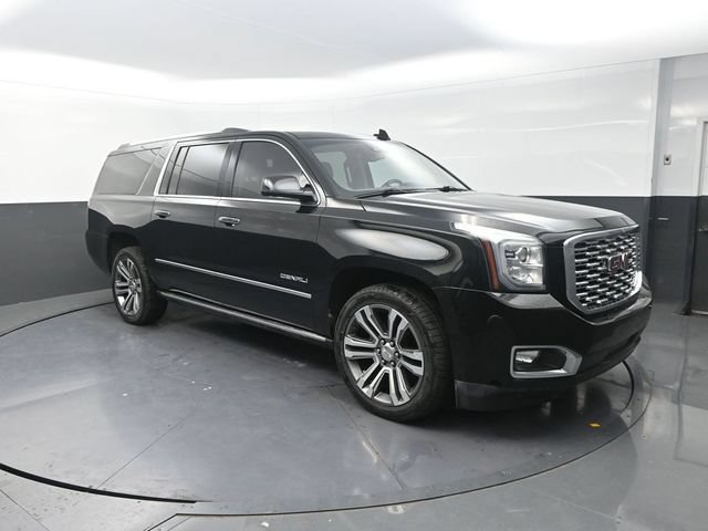 Used 2019 GMC Yukon XL Denali w/ Denali Ultimate Package AWD/4WD image 10