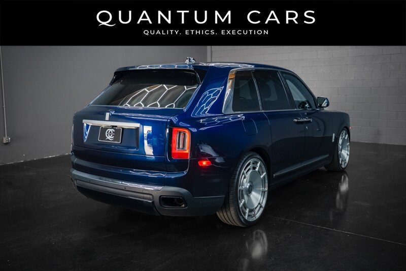 Used 2020 Rolls-Royce Cullinan AWD/4WD image 19