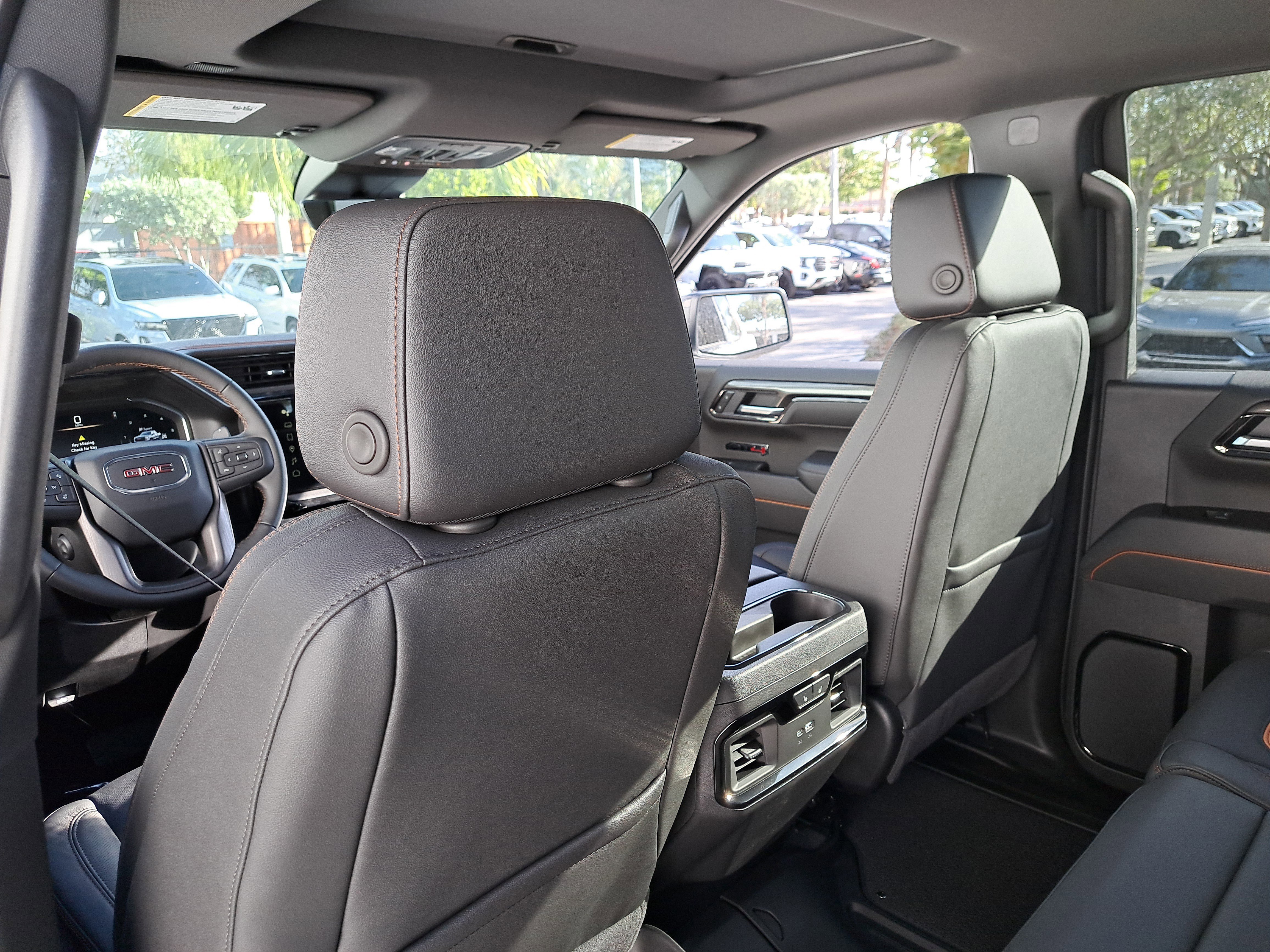 New 2026 GMC Sierra 1500 AT4 w/ AT4 Premium Package AWD/4WD image 12