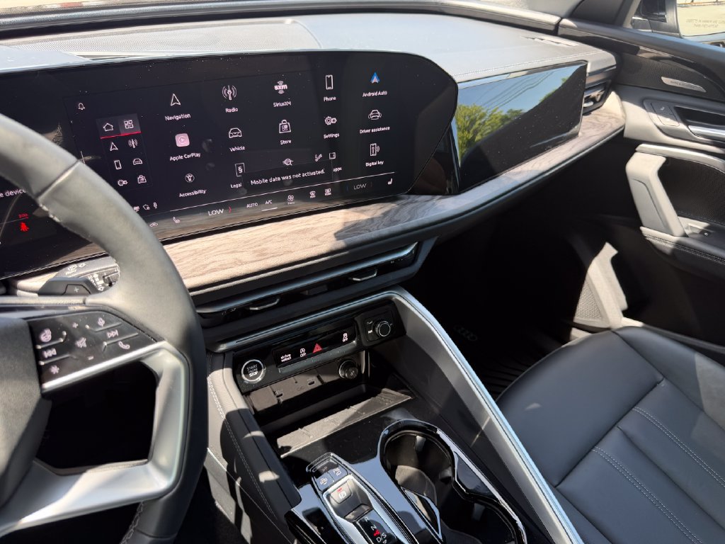 Used 2025 Audi Q5 Premium w/ Premium Plus AWD/4WD image 22