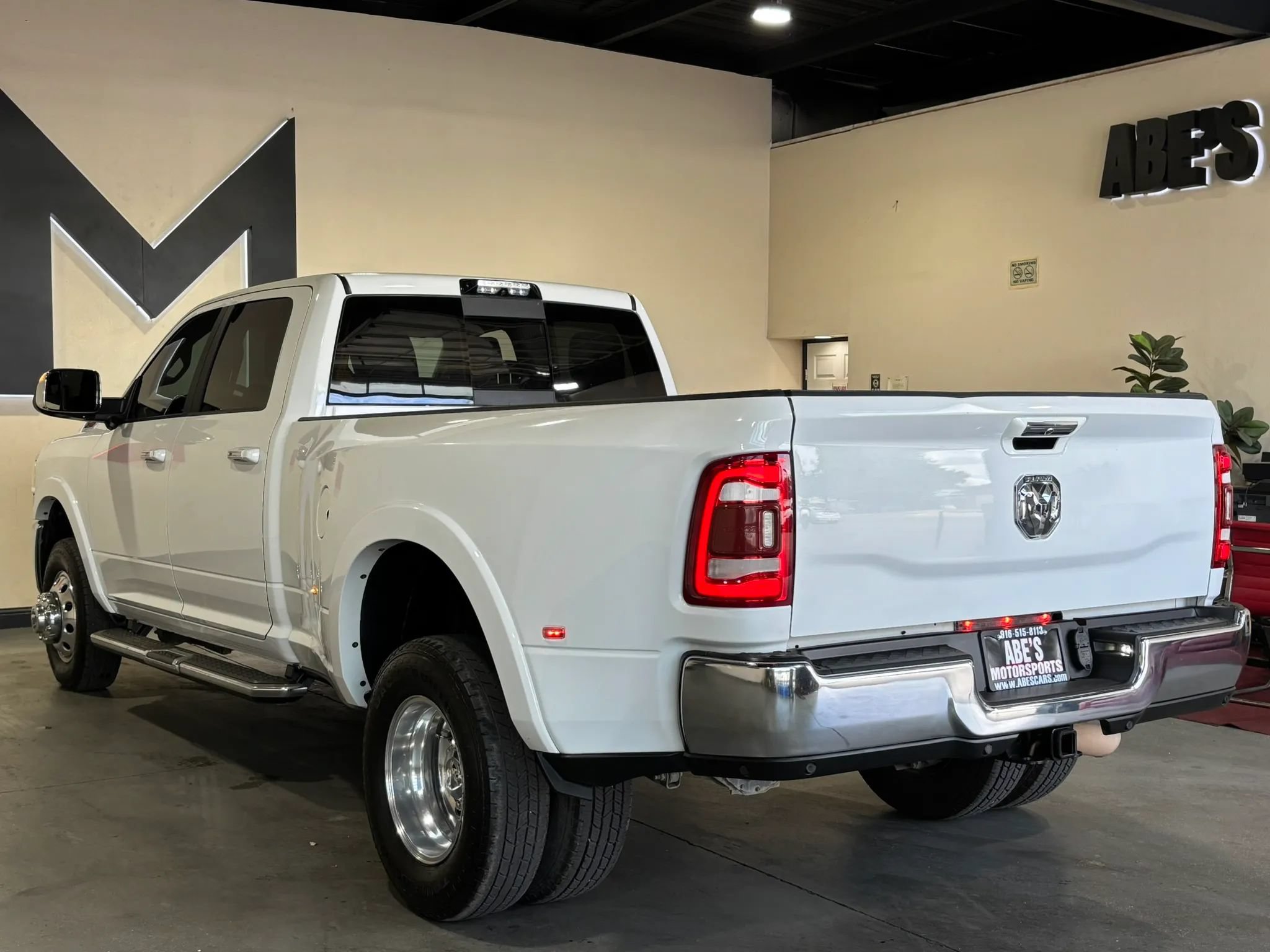 Used 2020 RAM 3500 Laramie AWD/4WD image 5