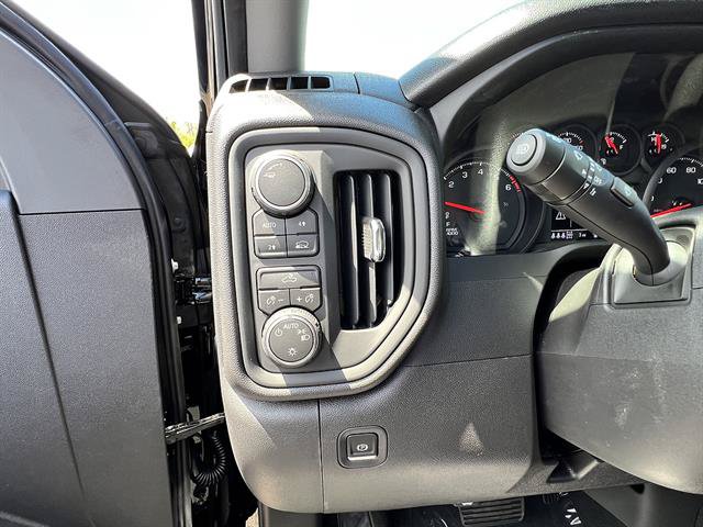 New 2026 Chevrolet Silverado 1500 Custom AWD/4WD image 11