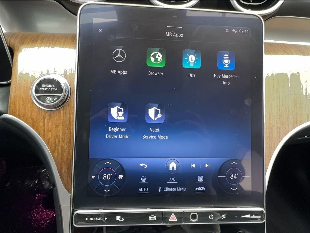 Used 2024 Mercedes-Benz GLC 300 4MATIC image 26