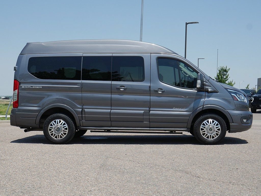 Used 2022 Ford Transit 150 Low Roof AWD image 7