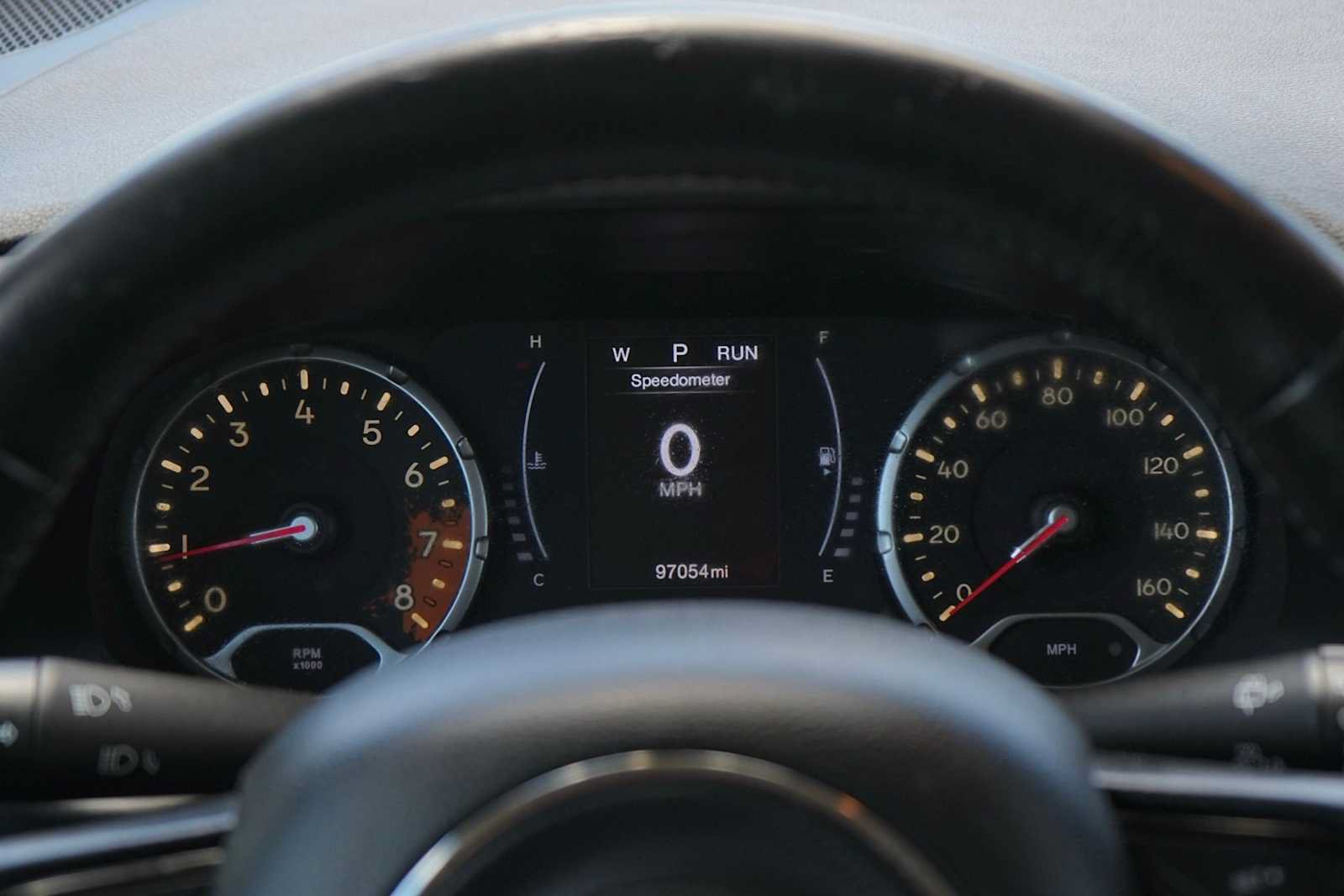 Used 2018 Jeep Renegade Altitude FWD image 23