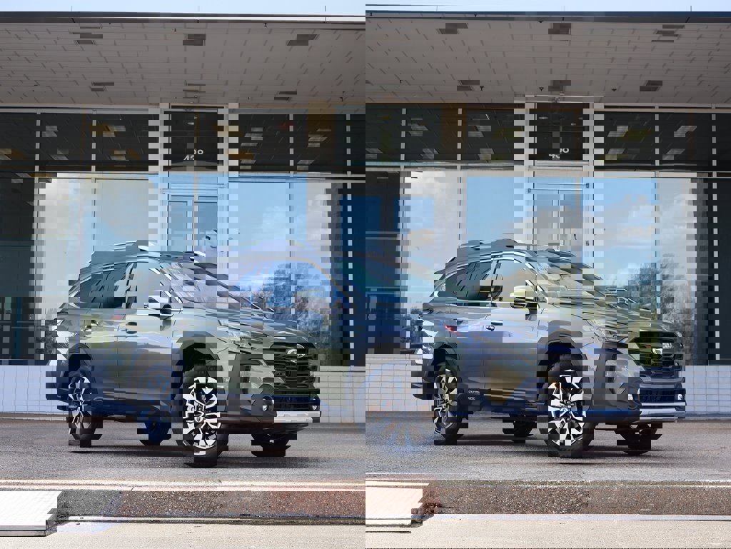 New 2025 Subaru Outback Touring XT video 1