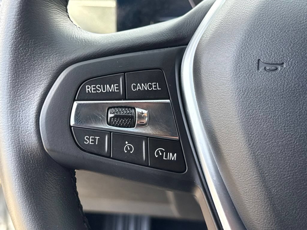 Used 2023 BMW i4 eDrive40 w/ Parking Assistance Package RWD image 25