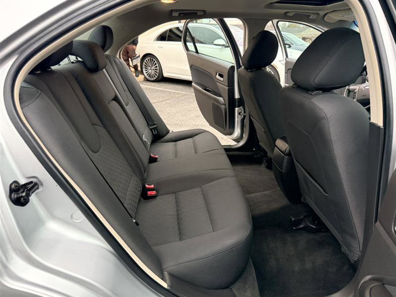 Used 2011 Ford Fusion SE w/ 202A Rapid Spec Order Code image 17