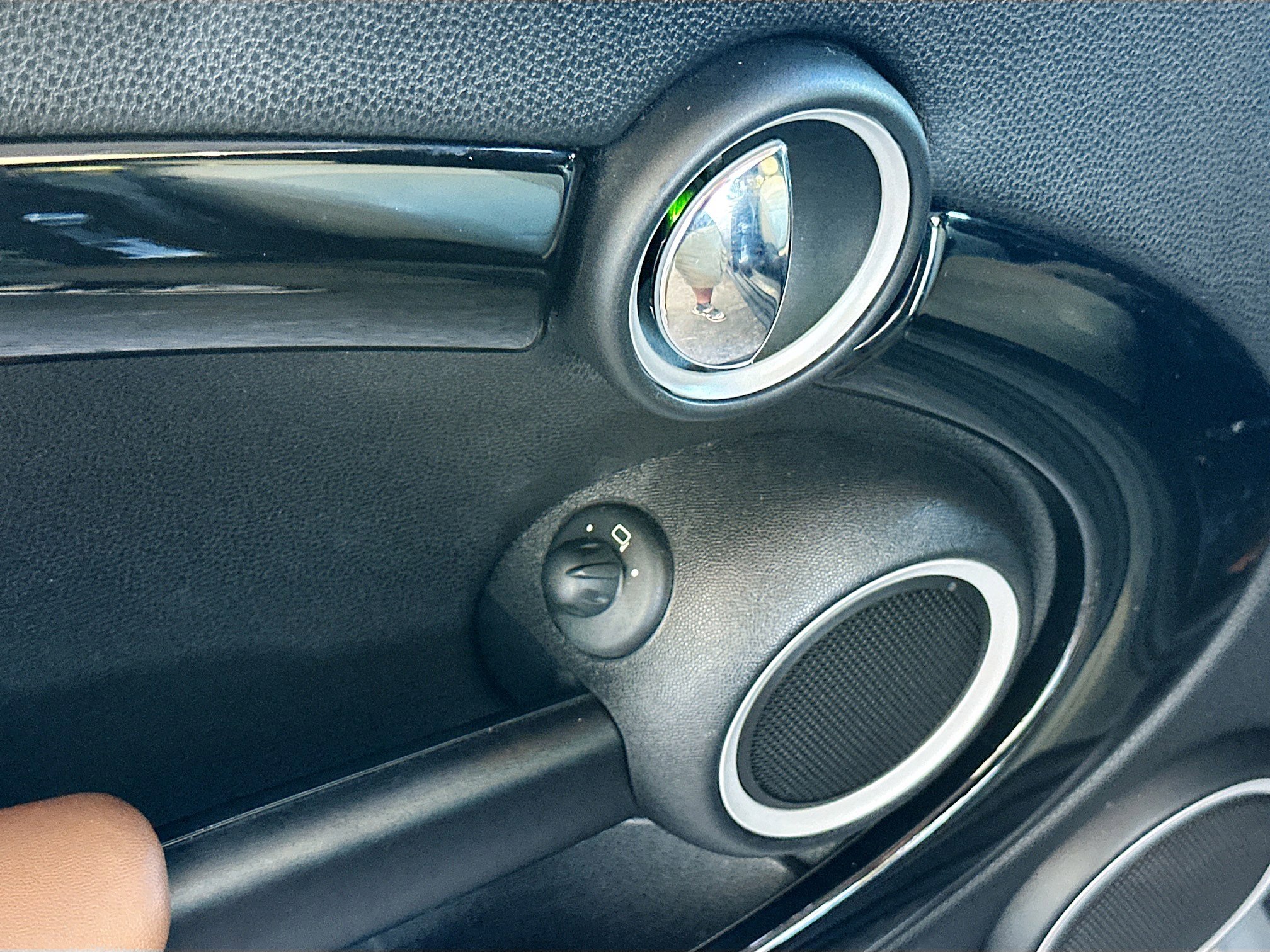 Used 2014 MINI Cooper S image 15